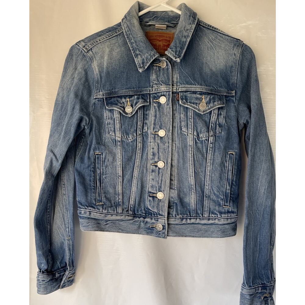 Levi's Denim Trucker Jacket Womens Sz S Jean Jacket Blue Wash Classic Button Up